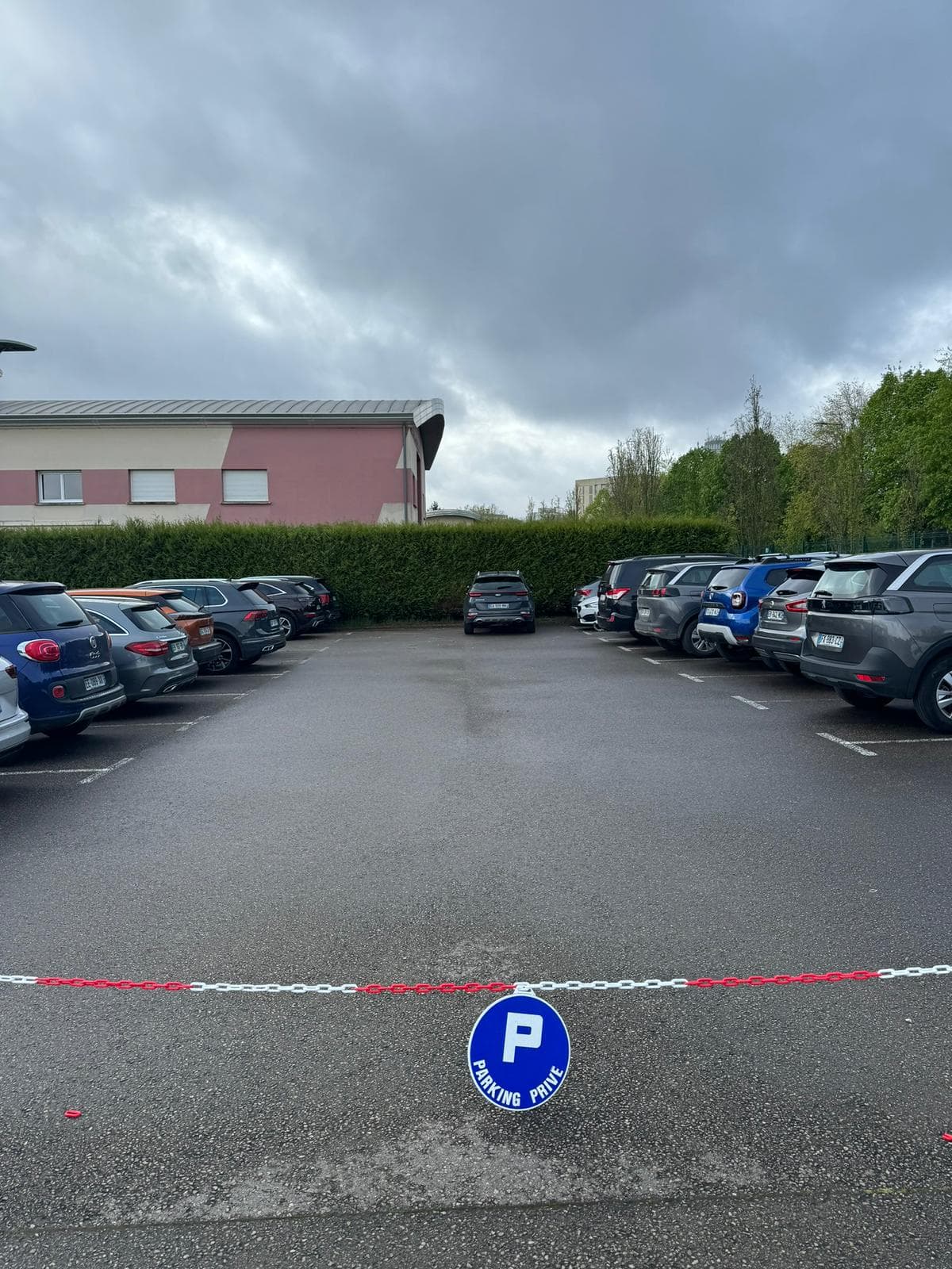 Parking WELCOME DRIVER BEAUVAIS - Photo 1