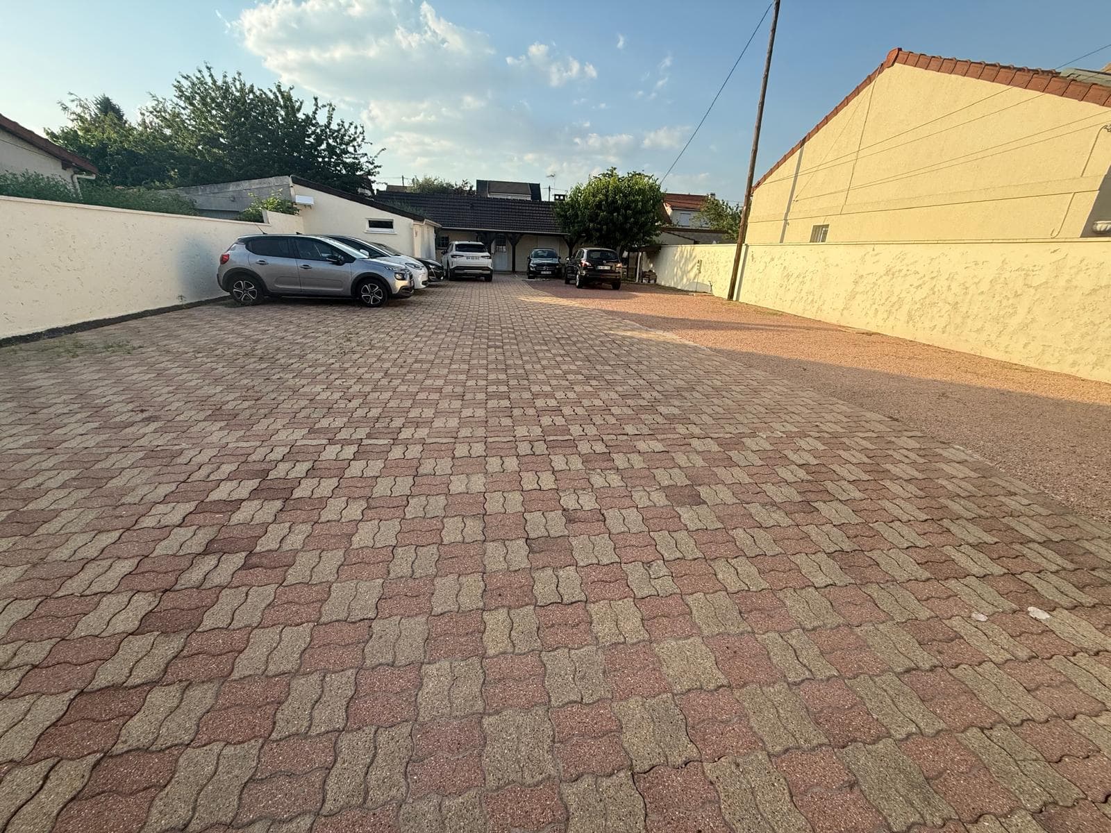 Parking DREAM PARK ORLY - Photo 1